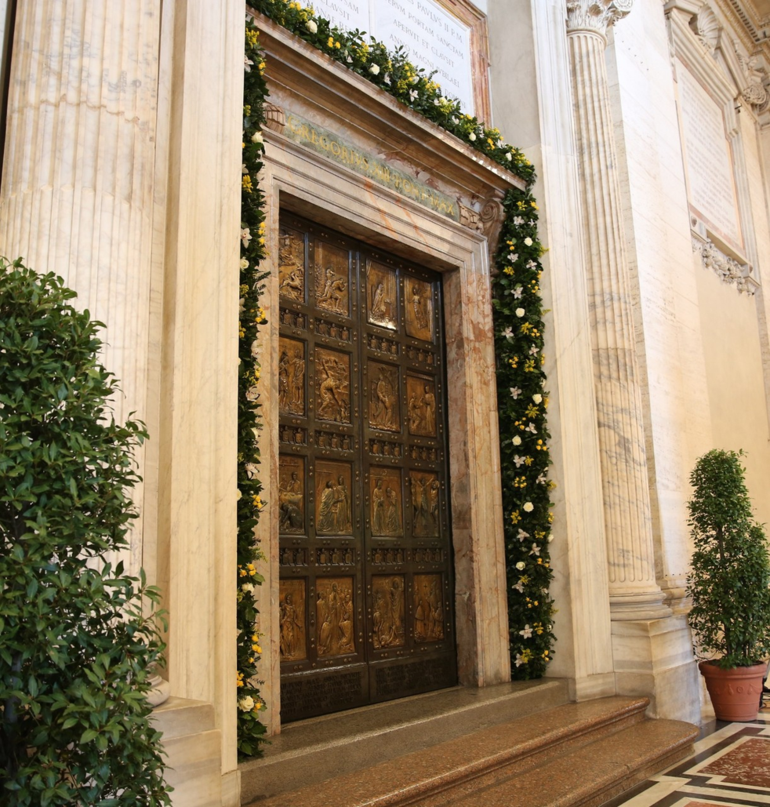 Porte Sainte Rome